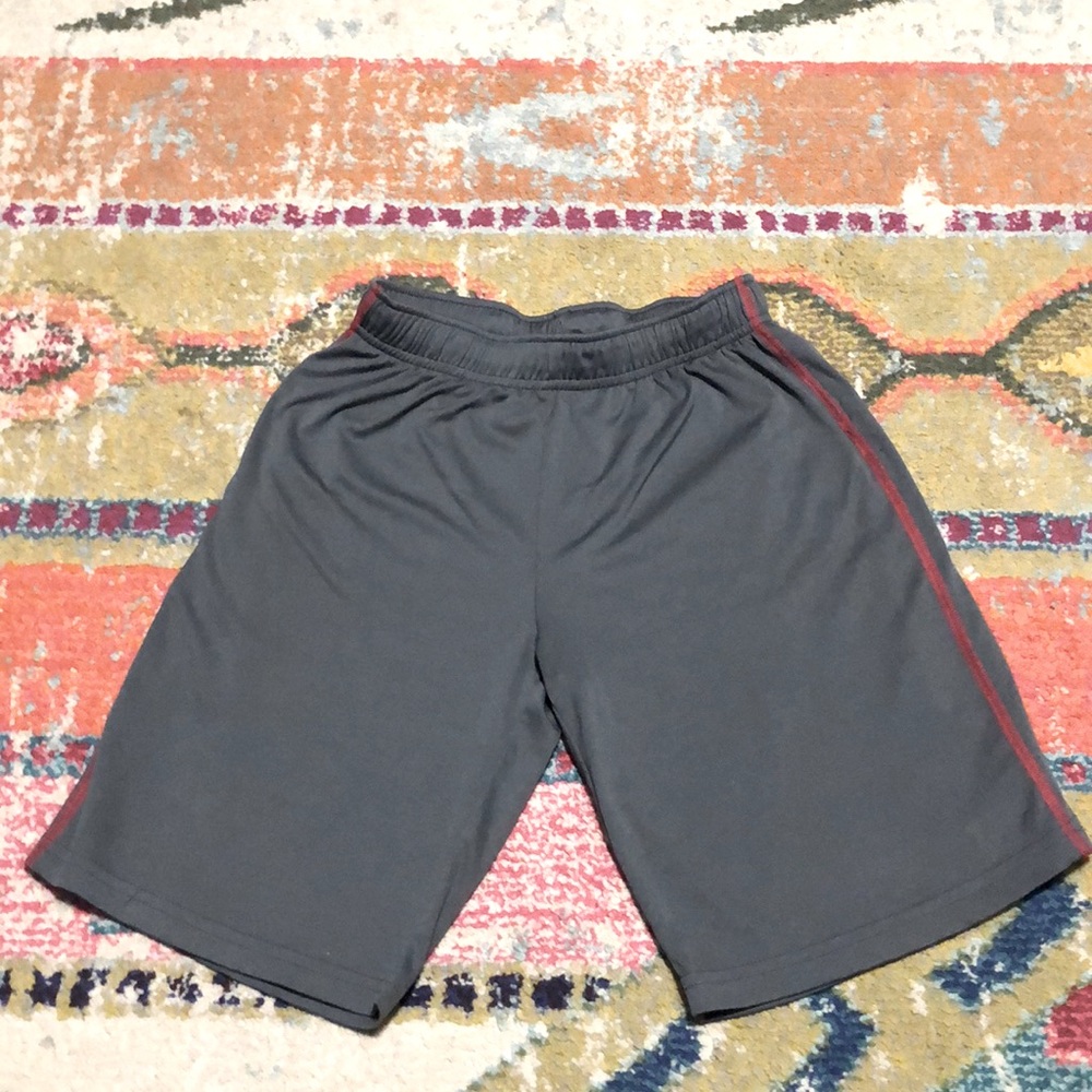 🧜🏼‍♀️3 for $15 listing!🧜🏼‍♀️ old navy shorts size large (10/12)